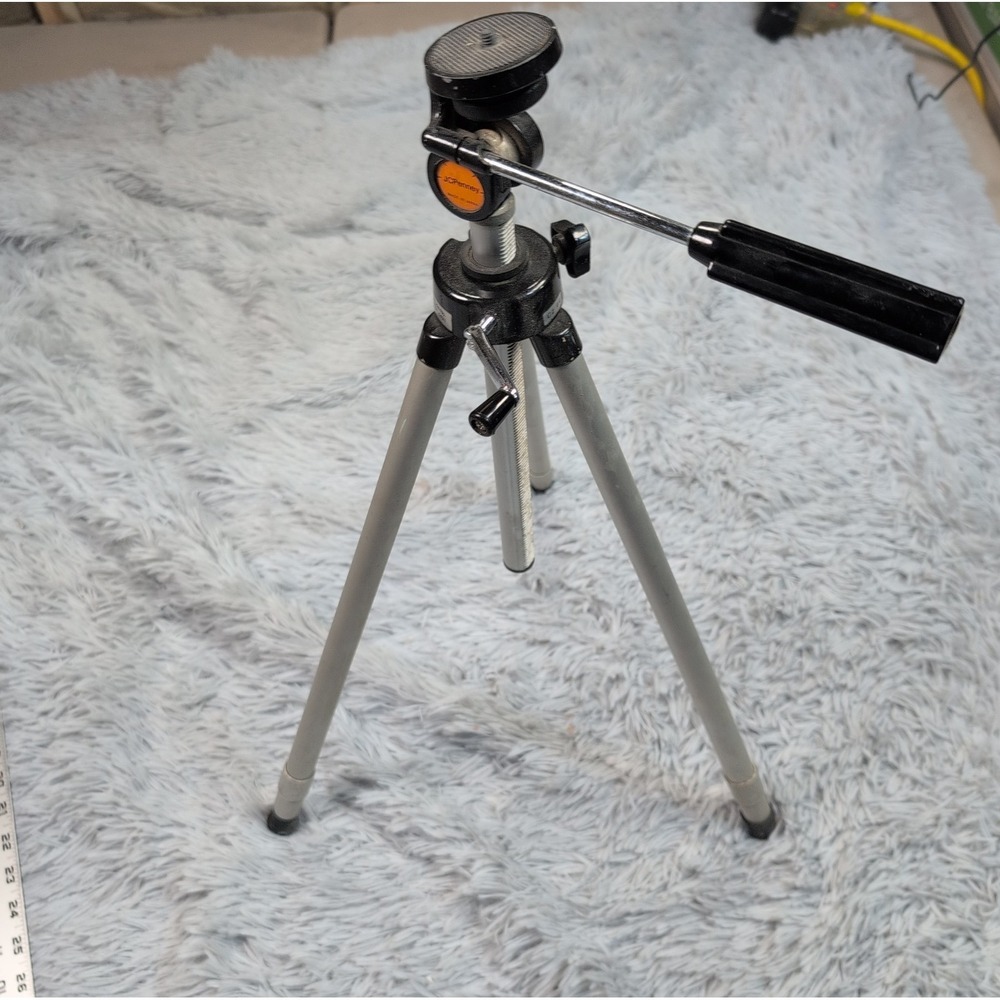 Vintage‎ JC Penney Tripod Camera Model No. 624-4421 Adjustable Legs Shaft Works